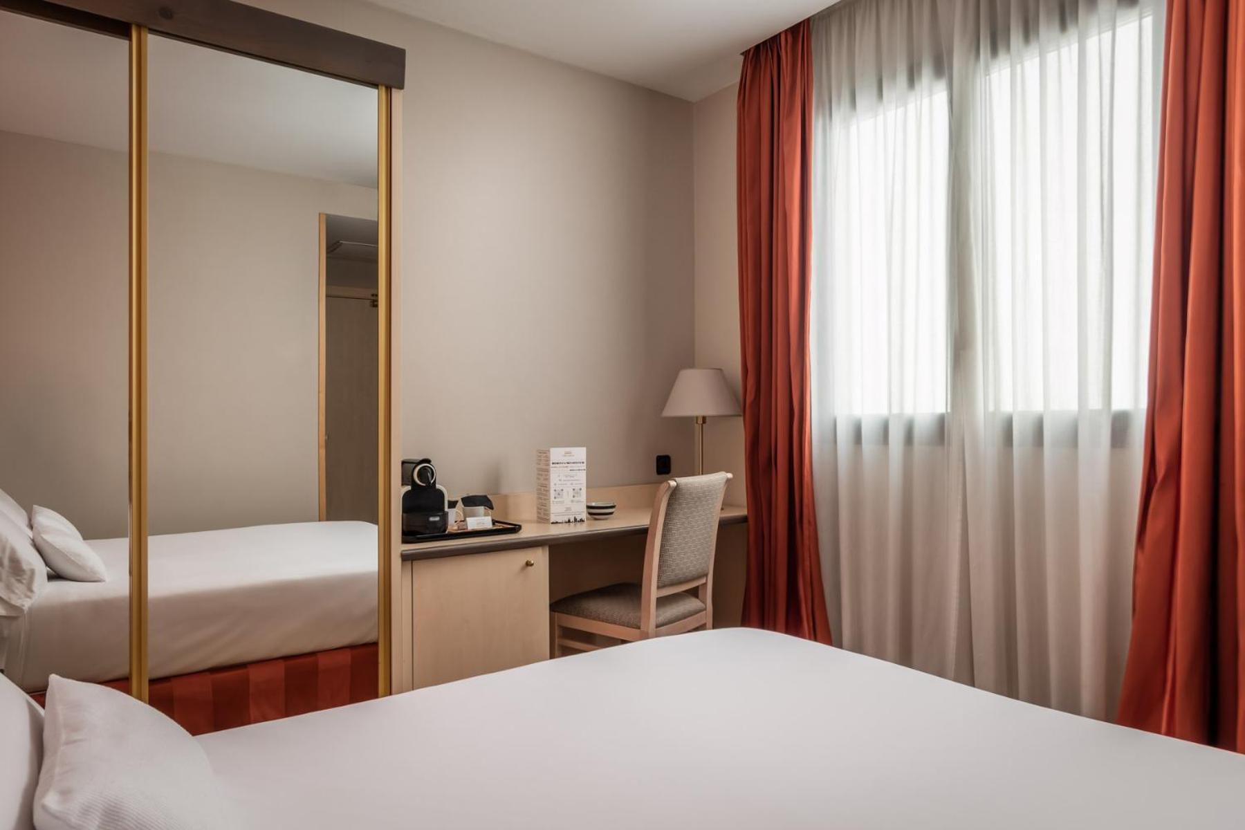 Petit Palace Trencadis 4*
